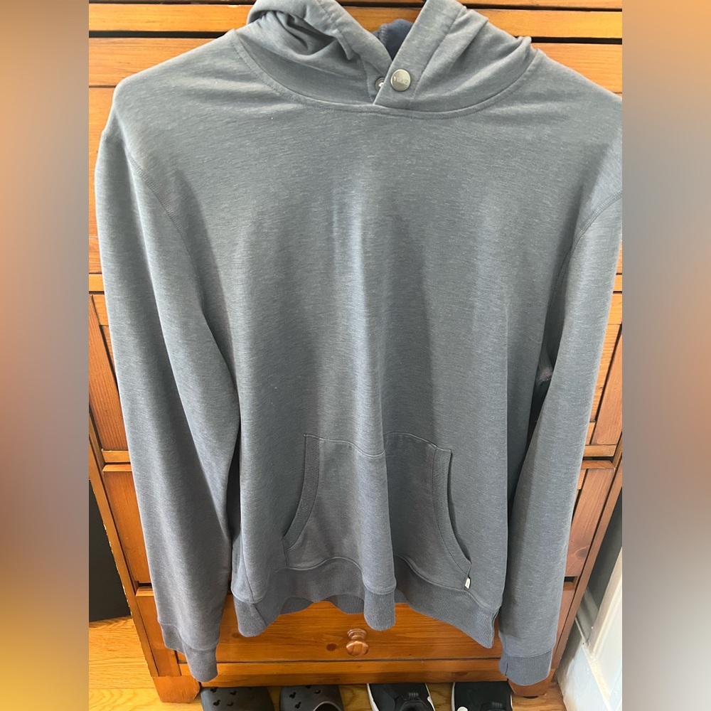 Vouri light weight hoodie size small